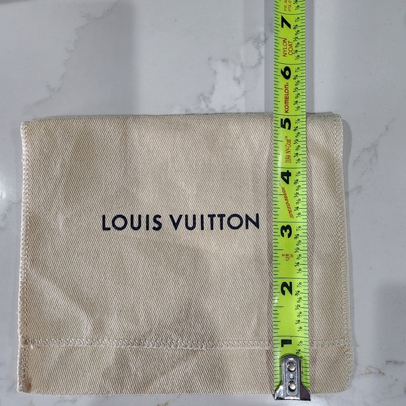 Louis Vuitton box and dust bag - Picture 5 of 6